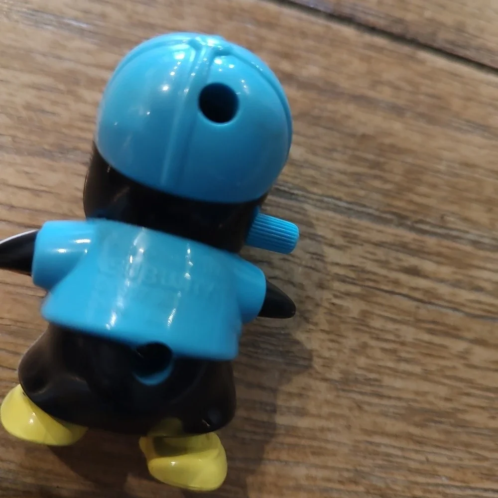 RARE 1997 Pudge Penguin 2.5